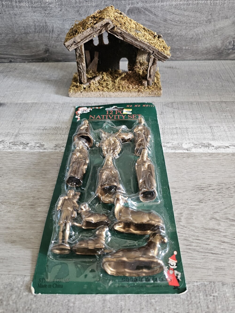 NEW Christmas Collection MiniTree Decor Gold/Glitter Nativity + Mini Stable Vtg